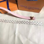 Louis Vuitton LV Unisex LV Initiales 30mm Reversible Belt in Damier Canvas-Pink - Imagen 2