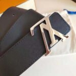 Louis Vuitton LV Unisex LV Initiales 40mm Reversible Belt-Black - Image 10