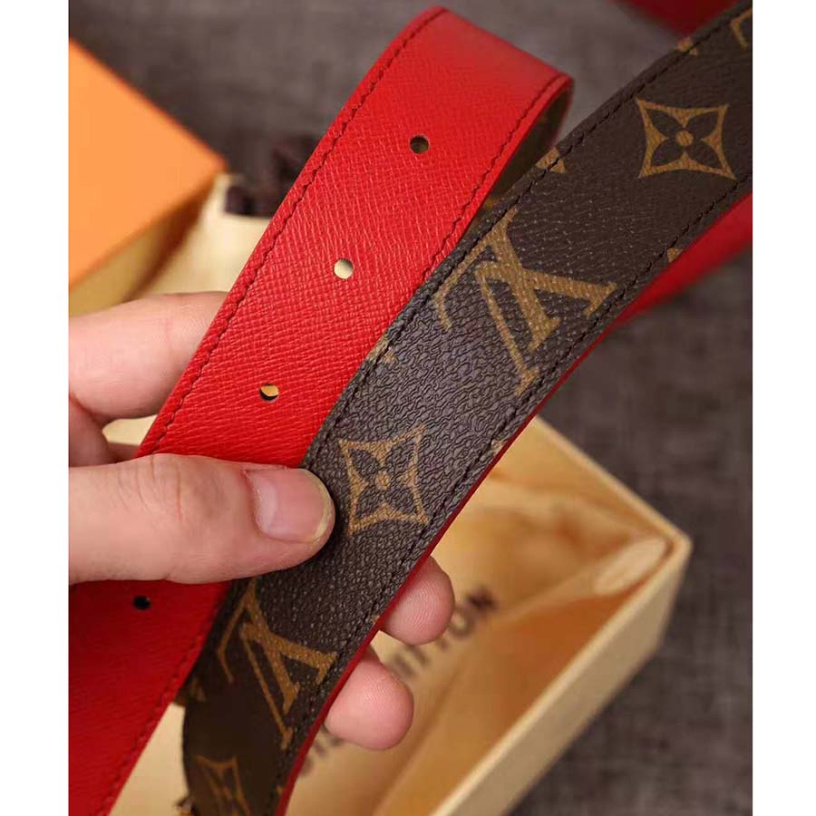 Lot - Louis Vuitton LV Initials reversible belt: leather and monogram  canvas with gold tone hardware size 34
