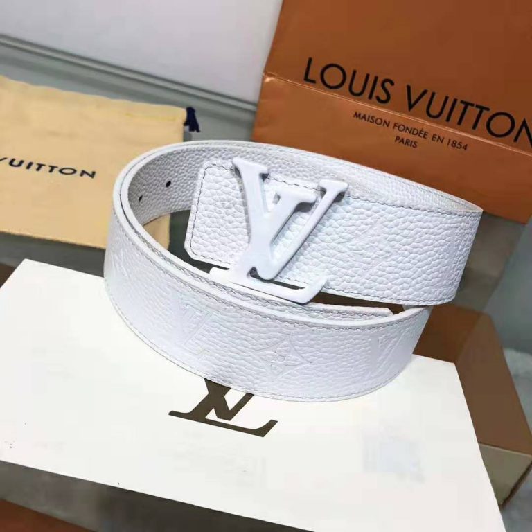 Louis Vuitton LV Unisex LV Shape 40mm Belt in Embossed White Taurillon ...