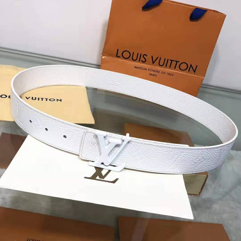Louis Vuitton LV Unisex LV Shape 40mm Belt in Embossed White Taurillon