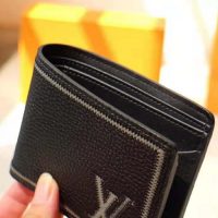 Louis Vuitton LV Unisex Multiple Wallet in Taurillon Leather-Black (1)