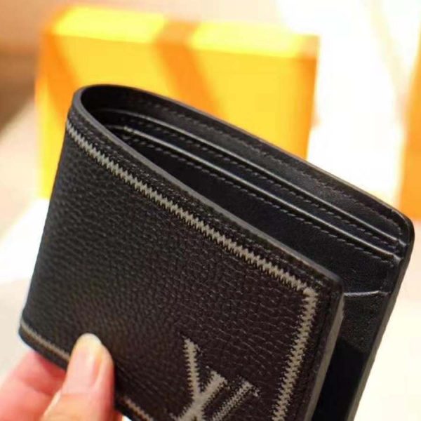 Louis Vuitton LV Unisex Multiple Wallet in Taurillon Leather-Black - LULUX