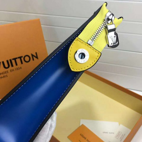 Louis Vuitton LV Unisex Pochette Voyage MM Bag in Epi Leather (9)