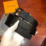 Louis Vuitton LV Unisex Signature Chain 35mm Belt in Taurillon Leather with Embossed Monogram - Imagen 2