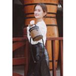 Louis Vuitton LV Women Cannes Handbag in Monogram and Monogram Reverse Coated Canvas - immagine 10