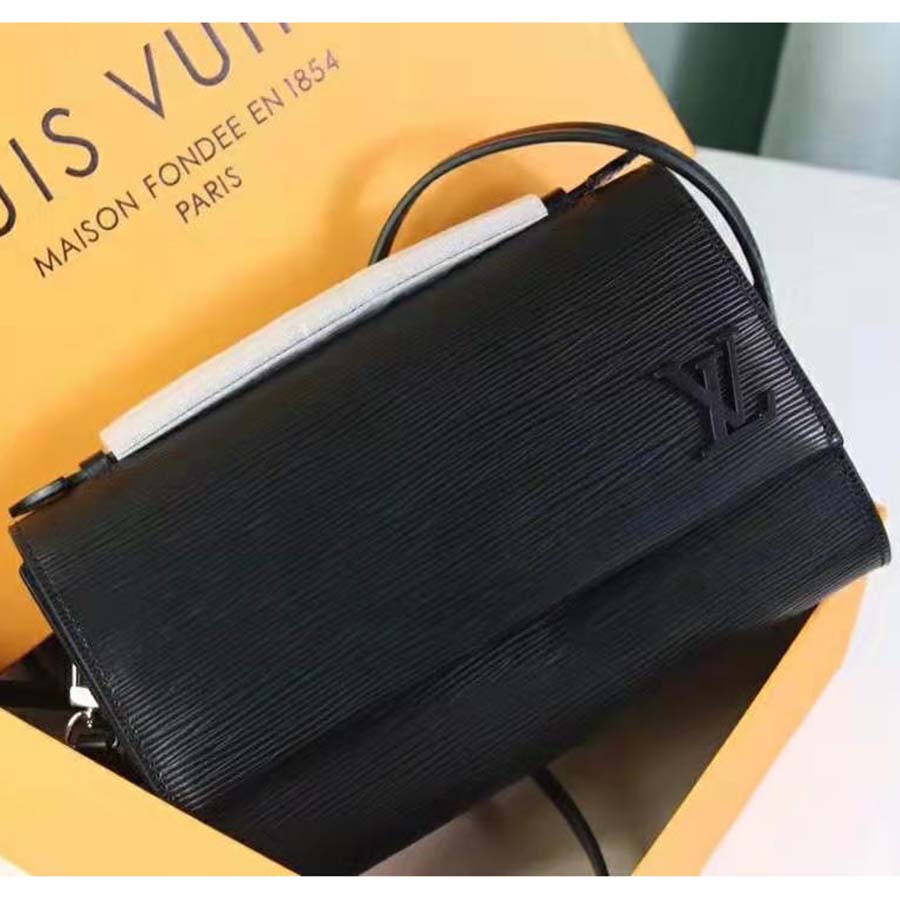 Louis Vuitton 2018 Epi Clery Pochette - Black Crossbody Bags, Handbags -  LOU276087