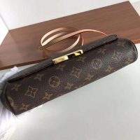 Louis Vuitton LV Women Favorite MM Clutch in Monogram Coated Canvas-Brown (3)