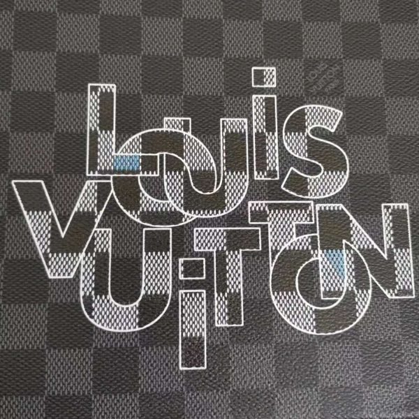 Louis Vuitton LV Men Pochette Voyage MM Damier Graphite Canvas-Grey (8)