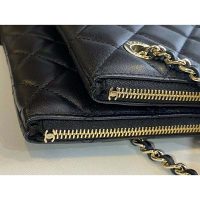 Chanel Women Clutch with Chain in Shiny Lambskin Leather-Black