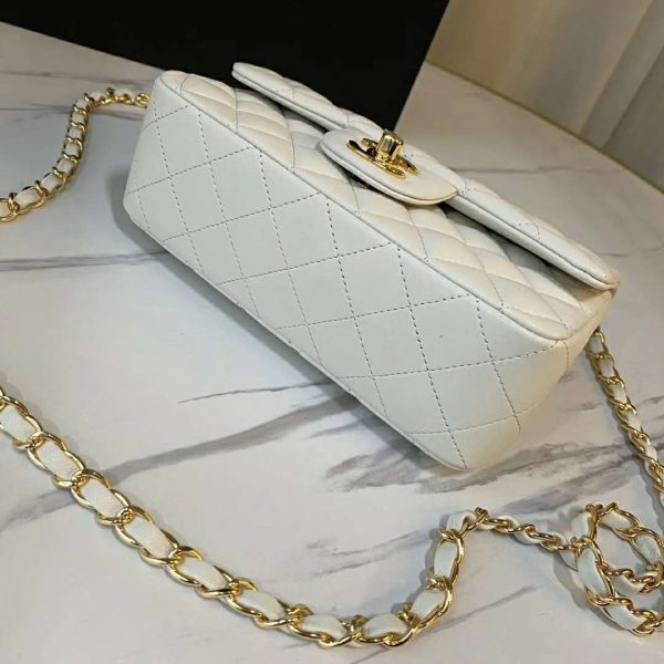 Chanel Women Small Flap Bag Grained Calfskin & Gold-Tone Metal (6)