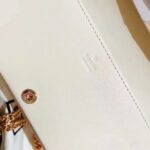 Gucci GG Women Gucci 1955 Horsebit Wallet with Chain-White - Imagen 9