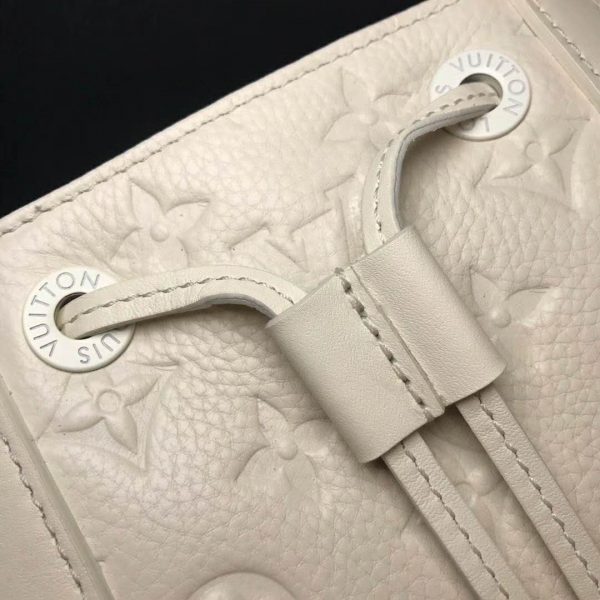 Louis Vuitton LV Men Christopher PM Backpack Taurillon Cowhide-White (7)