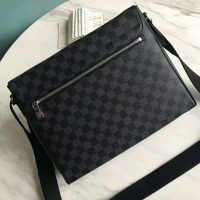 Louis Vuitton LV Men District GM Bag Damier Ebene Canvas