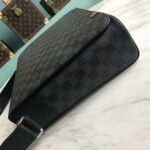 Louis Vuitton LV Men District GM Bag Damier Ebene Canvas - Imagen 4