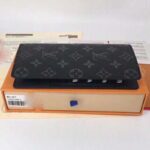 Louis Vuitton LV Unisex Brazza Wallet Monogram Eclipse Canvas-Grey - Image 3