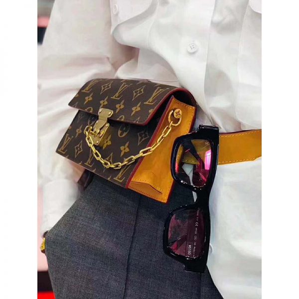 louis vuitton belt with pouch
