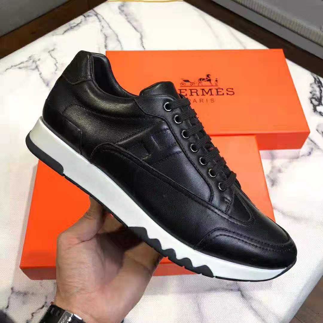 Hermes Men Trail Sneaker in Calfskin-Black - LULUX