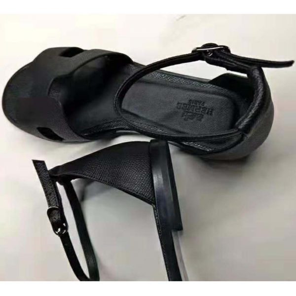 Hermes Women Santorini Sandal in Epsom Calfskin-Black (8)
