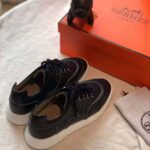 Hermes Women Turn Sneaker in Calfskin Saddle Stitch Detail-Black - immagine 3