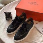 Hermes Women Turn Sneaker in Calfskin Saddle Stitch Detail-Black - immagine 4