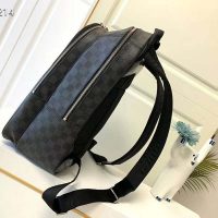 Louis Vuitton LV Men Michael Backpack Damier Graphite Canvas-Grey