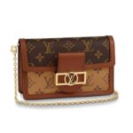 Portafoglio da donna Louis Vuitton LV Dauphine con catena in tela monogramma - Marrone