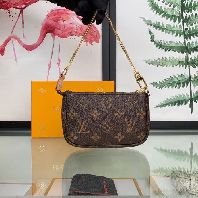 LV mini Pochette 迷你麻将包, Women's Fashion, Bags & Wallets