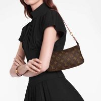 Louis Vuitton LV Women Pochette Accessoires Zippy Wallet Monogram Canvas