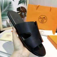 Hermes Unisex Izmir Sandal in Calfskin with Iconic “H”-Black