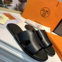 Hermes Unisex Izmir Sandal in Calfskin with Iconic “H”-Black