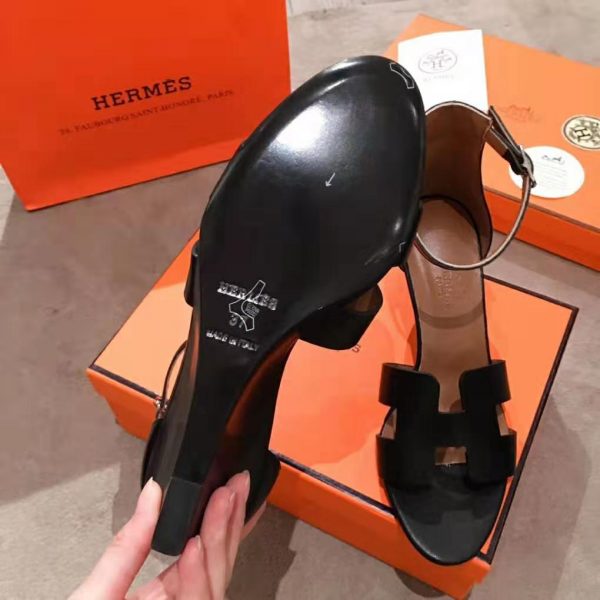 hermes_women_legend_sandal_in_calfskin_with_iconic_h_cut-out_and_thin_ankle_strap_7.5_cm_heel-black_2__1
