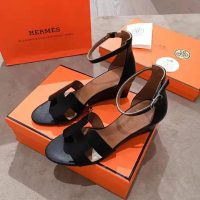 hermes_women_legend_sandal_in_calfskin_with_iconic_h_cut-out_and_thin_ankle_strap_7.5_cm_heel-black_1__1