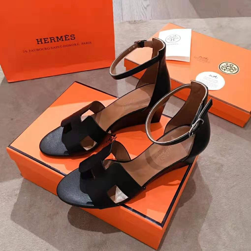 Hermes Women Legend Sandal Calfskin Iconic “H” 7.5 cm Heel-Black