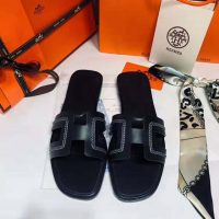 Hermes Women Oran Sandal Calfskin Stitched Detail Iconic “H”-Black