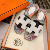 Hermes Women Oran Sandal Cotton Canvas “Faubourg Rainbow” Print-White