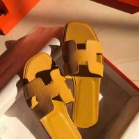 Hermes Women Oran Sandal Epsom Calfskin Iconic “H” Cut-Out-Yellow