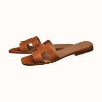 Hermes Women Oran Sandal Patent Calfskin Iconic “H”-Brown