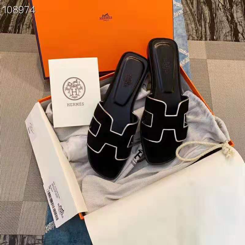 Hermes Women Oran Sandal Velvet Nappa Leather Metallic Finish Iconic “H”