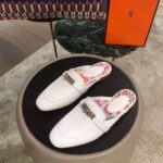 Hermes Women Oz Mule Goatskin "Brides De Gala Shadow"-White - Image 2