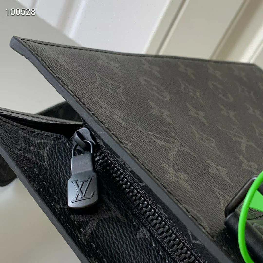 Louis Vuitton Monogram Eclipse Sac Plat Horizontal Zippe Bag – The Closet
