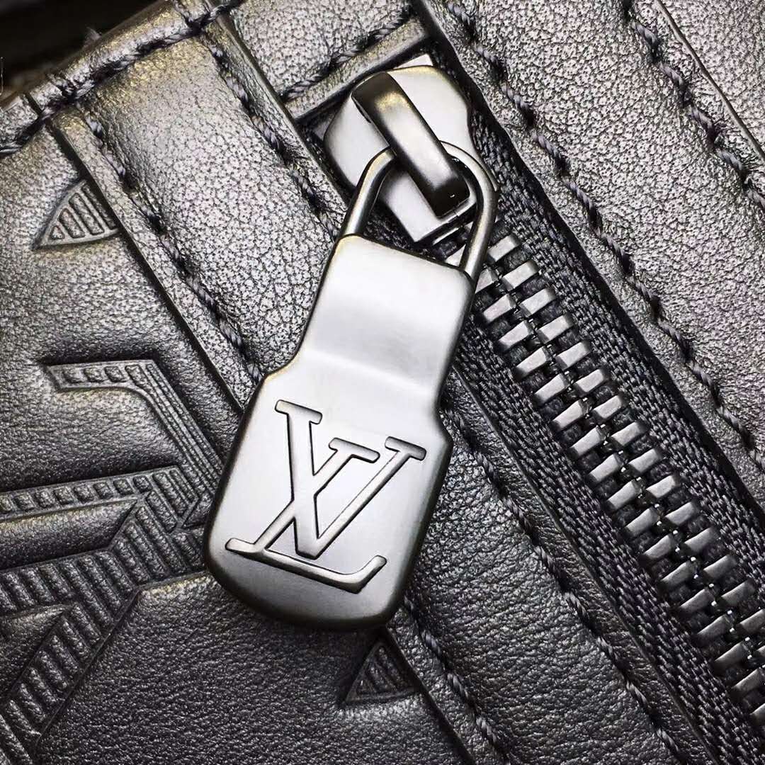 louis vuitton sprinter messenger