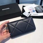 Chanel Women Chanel 19 Zipped Wallet in Lambskin Leather-Navy - Image 3