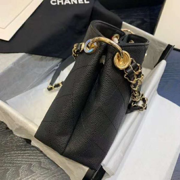 Chanel Women Hobo Handbag in Calfskin Leather-Black (6)