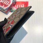 Gucci GG Unisex Kingsnake Print GG Supreme Coin Wallet-Beige – Image 7