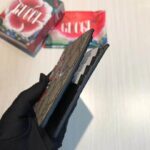 Gucci GG Unisex Kingsnake Print GG Supreme Coin Wallet-Beige – Image 8