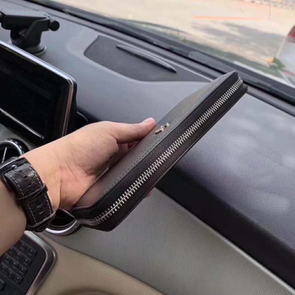 Gucci GG Unisex Leather Zip Around Wallet Black Metal GG (6)
