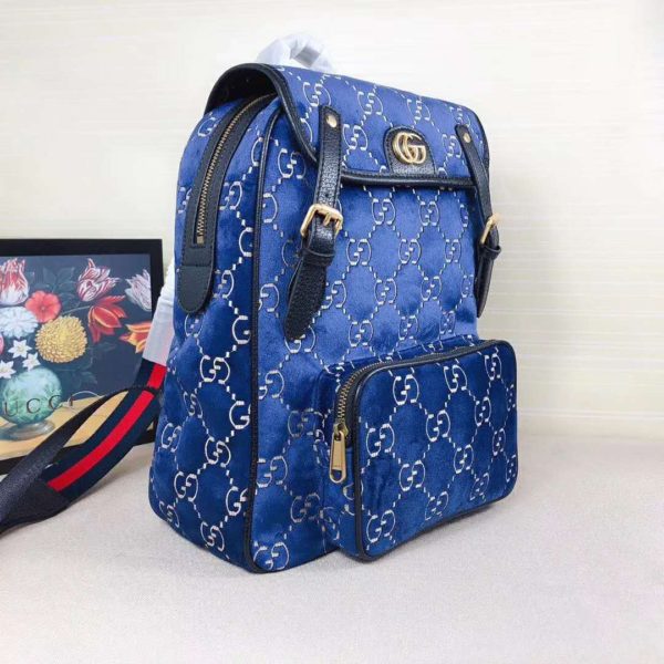 gucci blue velvet backpack