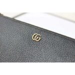 Gucci Unisex GG Marmont Leather Pouch Black Metal-Free Tanned - immagine 4