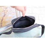 Louis Vuitton LV Men Alex Messenger BB Taiga Cowhide Leather - Imagen 6